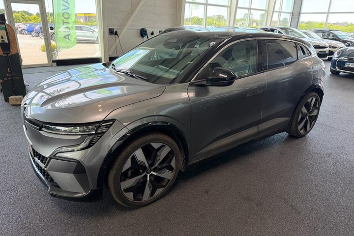 Grå Renault Megane E-Tech fra 2023