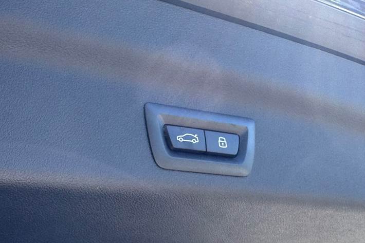 Sort BMW iX1 fra 2024