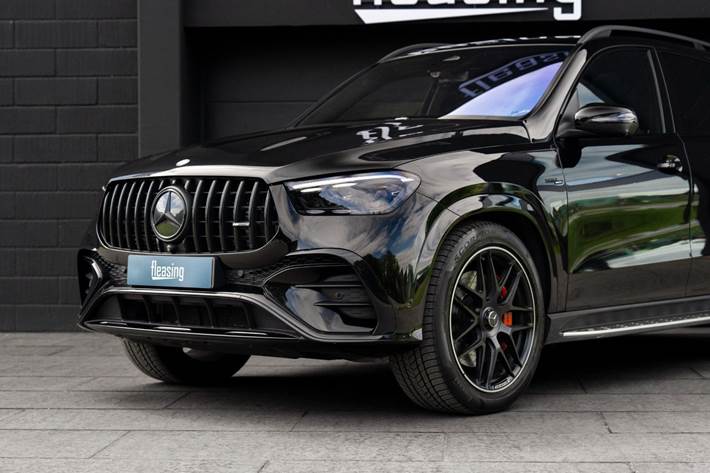 Sort Mercedes GLE53 fra 2024