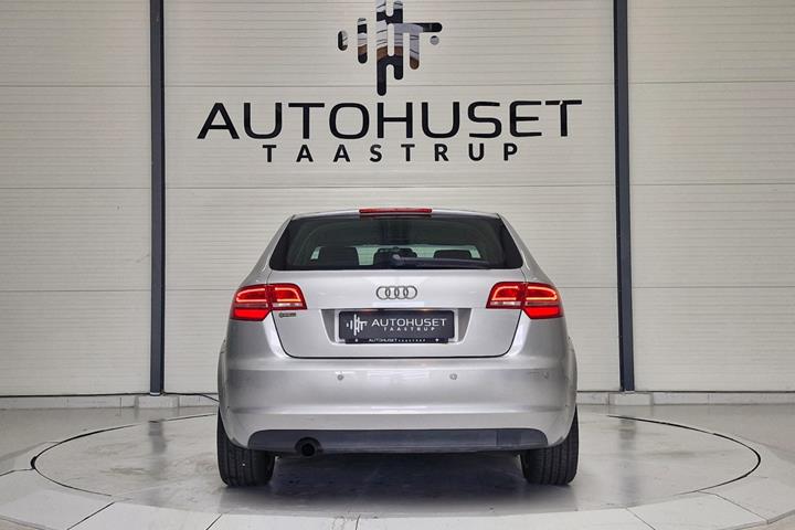 Sølv Audi A3 fra 2011