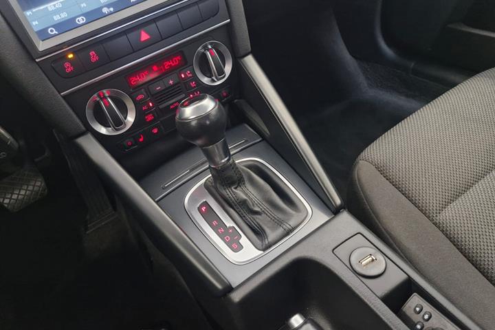 Sølv Audi A3 fra 2011