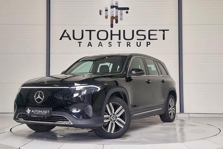 Sort Mercedes EQB250+ fra 2024 set udefra