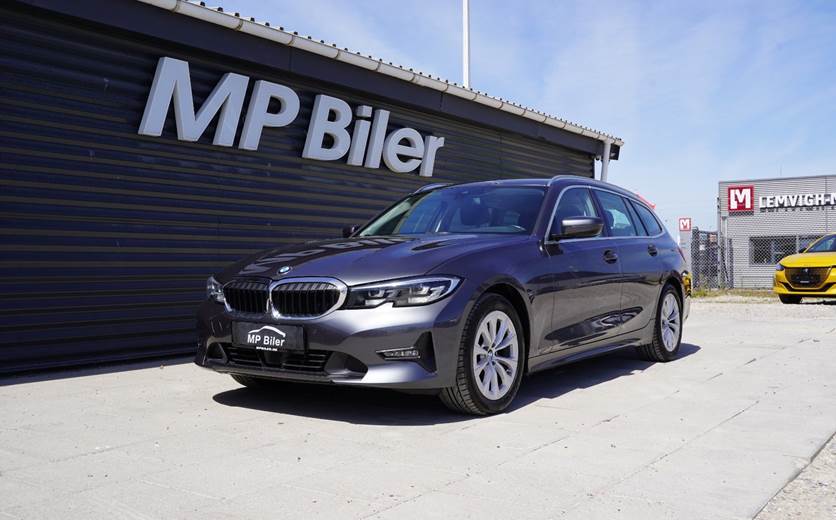 BMW 320d 2,0 Touring Connected aut.