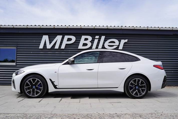 Hvid BMW i4 fra 2024
