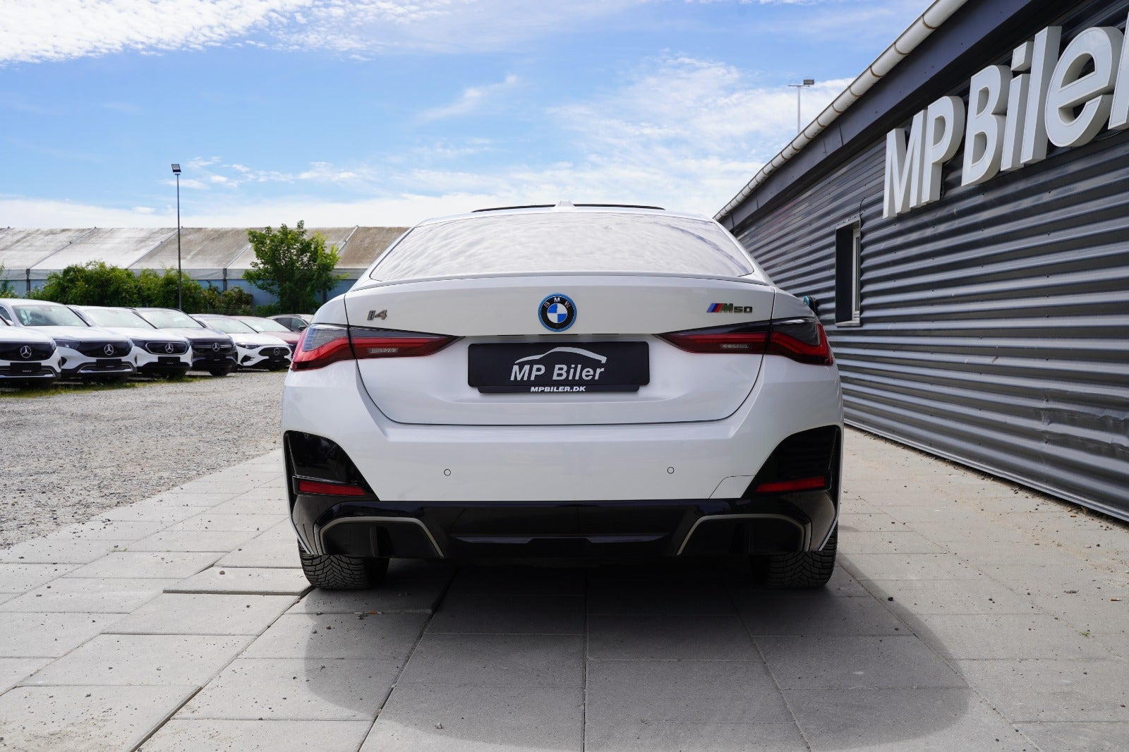 Hvid BMW i4 fra 2024