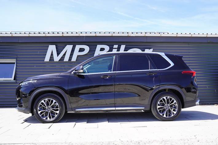 Sort Maxus Euniq6 fra 2024