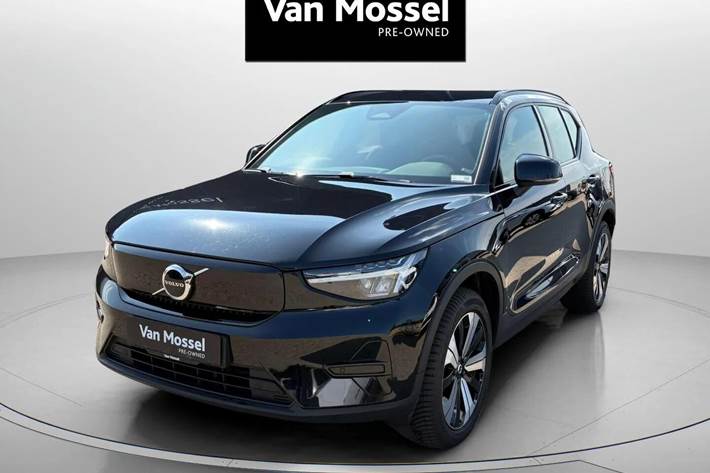 Sort Volvo XC40 fra 2022