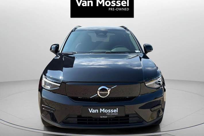 Sort Volvo XC40 fra 2022
