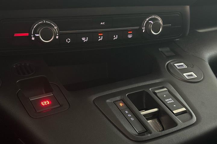 Grå Citroën ë-Berlingo fra 2025
