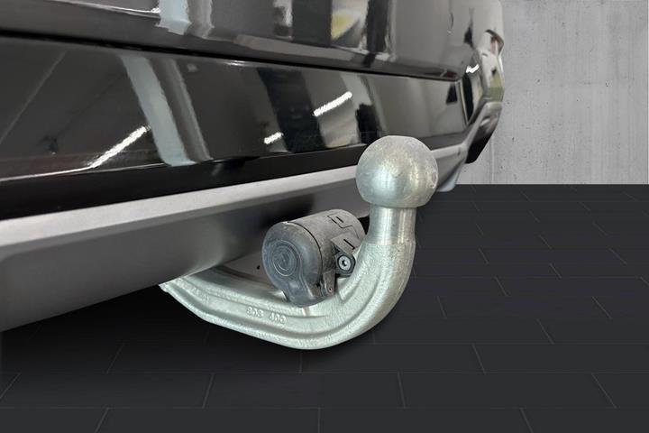Grå BMW iX3 fra 2023