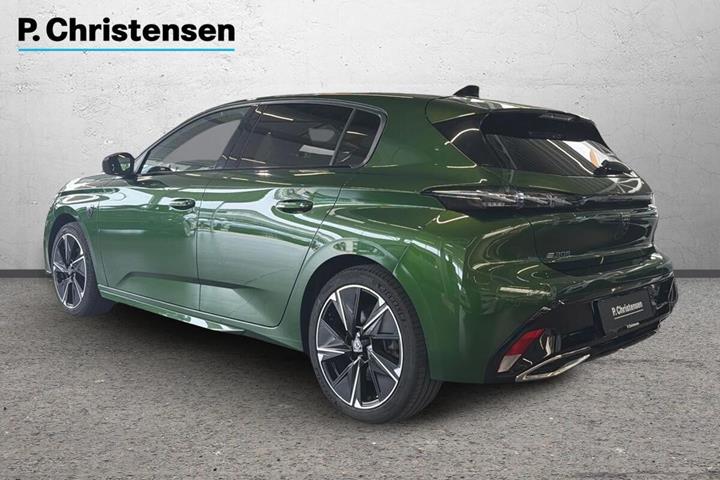 Grøn Peugeot E-308 fra 2023