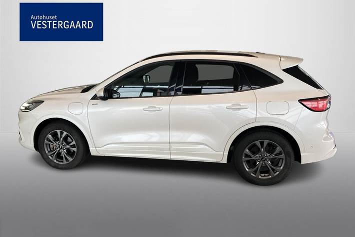Hvid Ford Kuga fra 2021