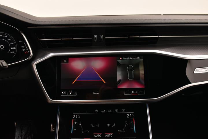 Grå Audi RS6 fra 2020