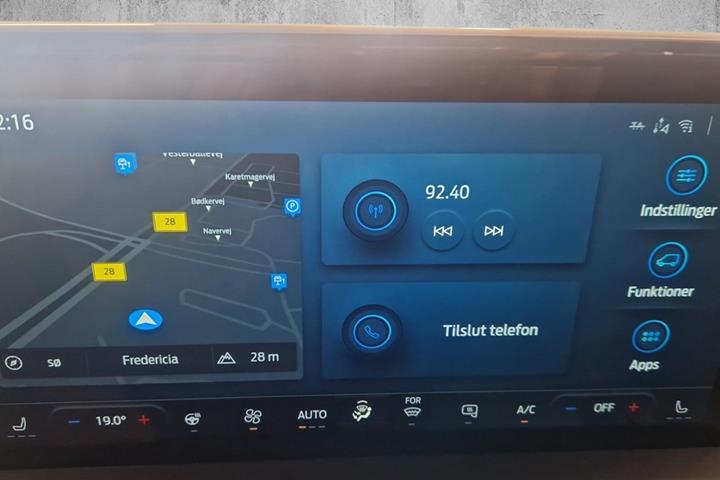 Blå Ford E-Transit Custom 340 L2 fra 2025