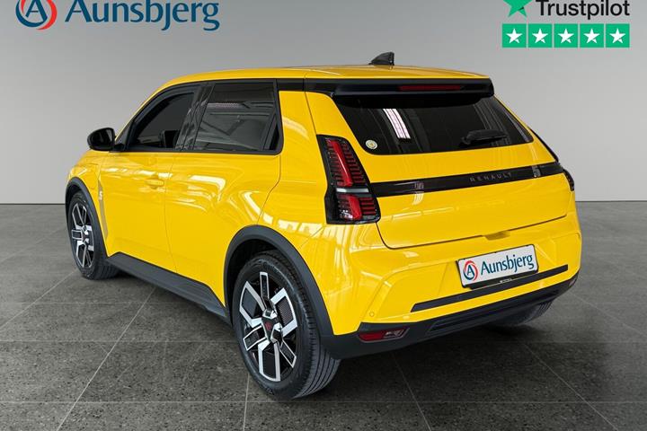 Gul Renault 5 E-Tech fra 2025