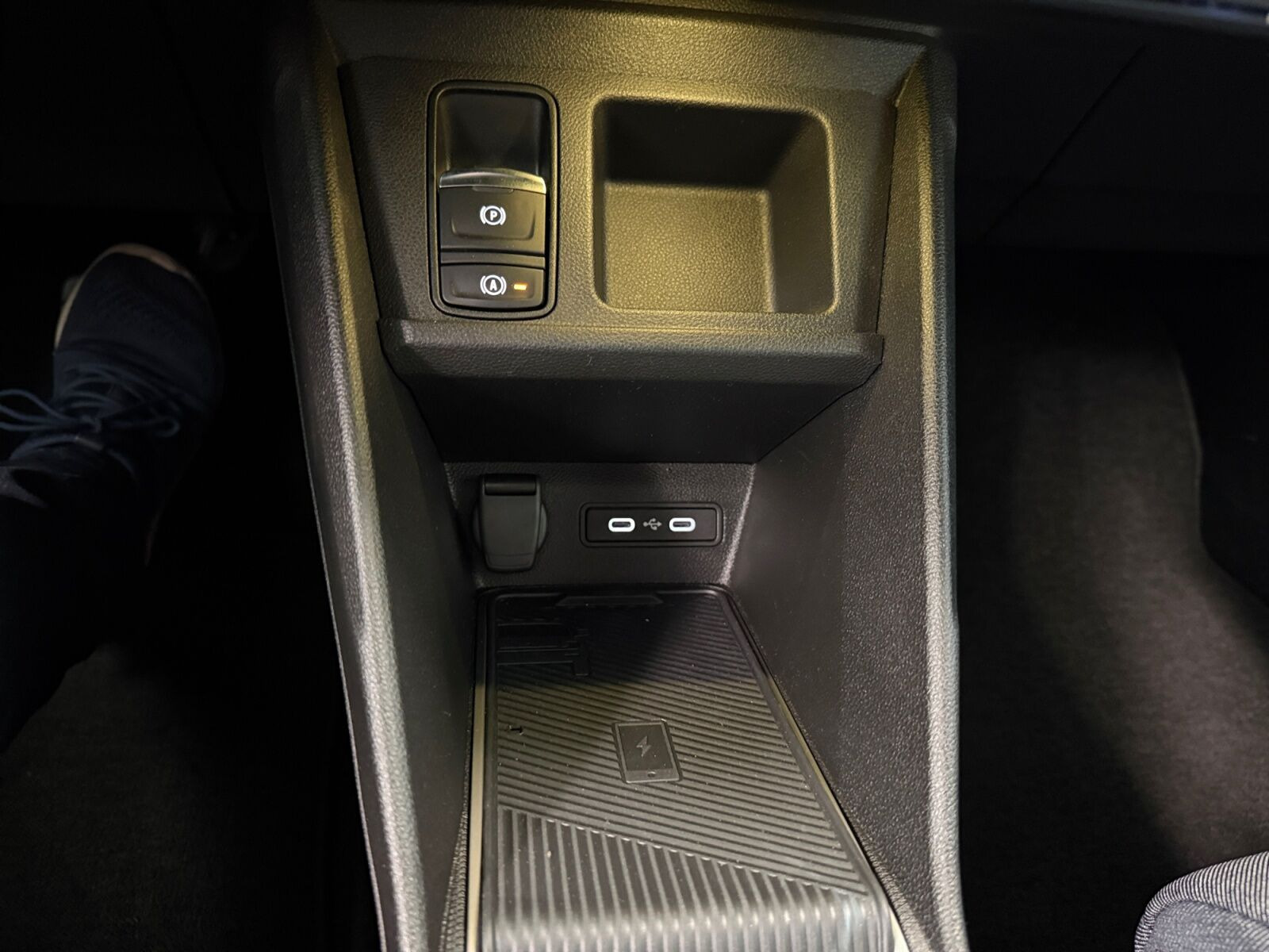 Gul Renault 5 E-Tech fra 2025