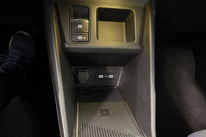Gul Renault 5 E-Tech fra 2025