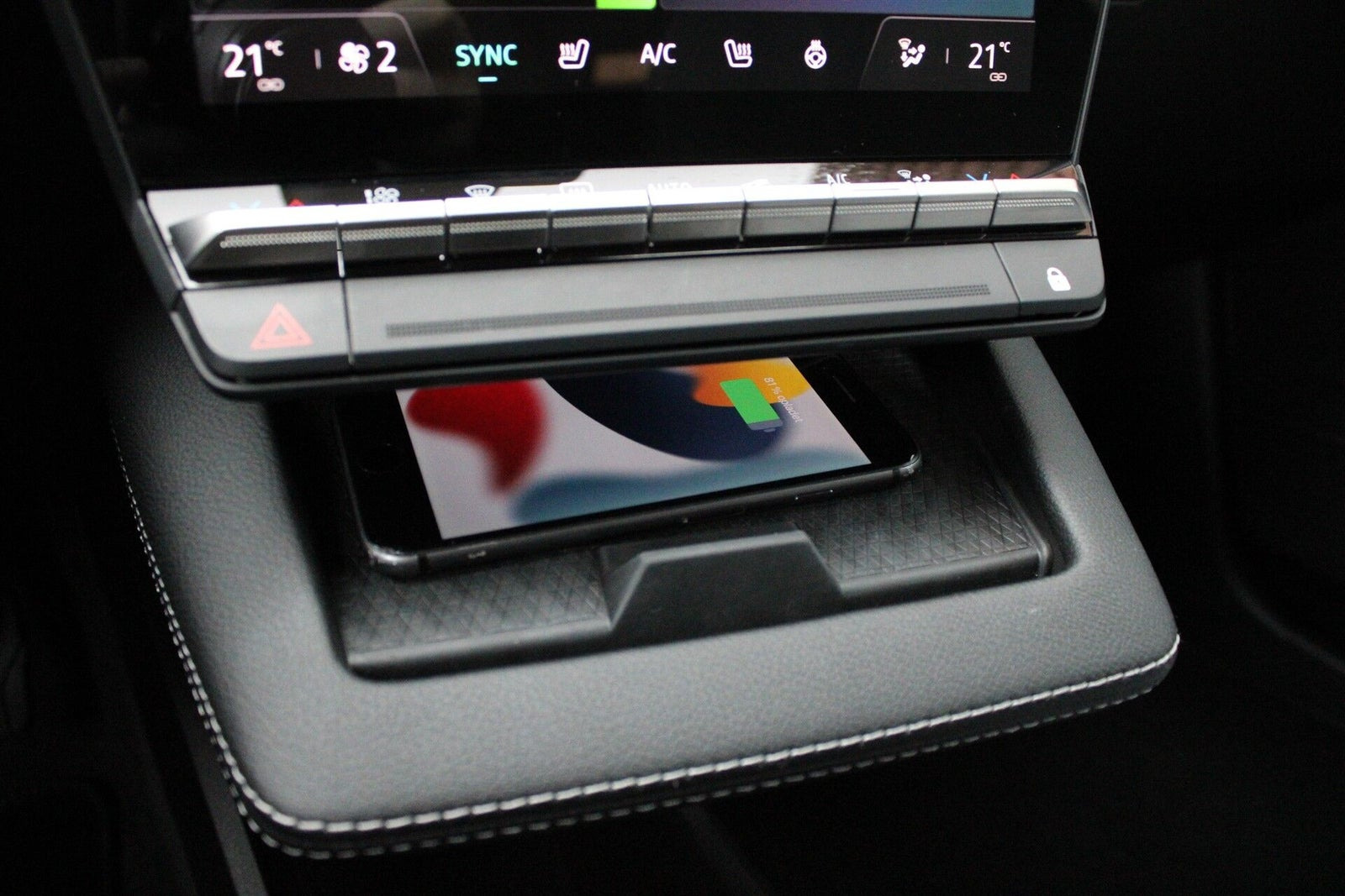 Hvid Renault Megane E-Tech fra 2022