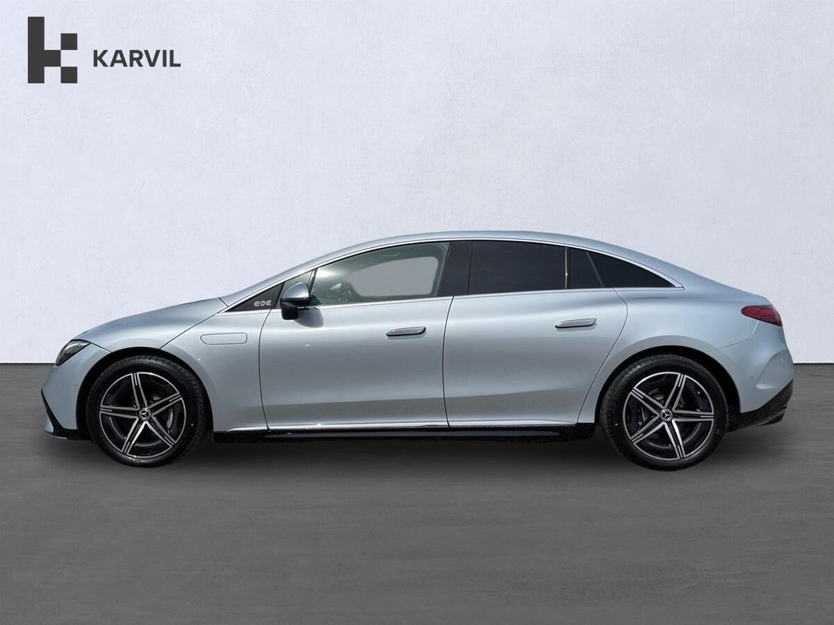Sølv Mercedes EQE350 fra 2024