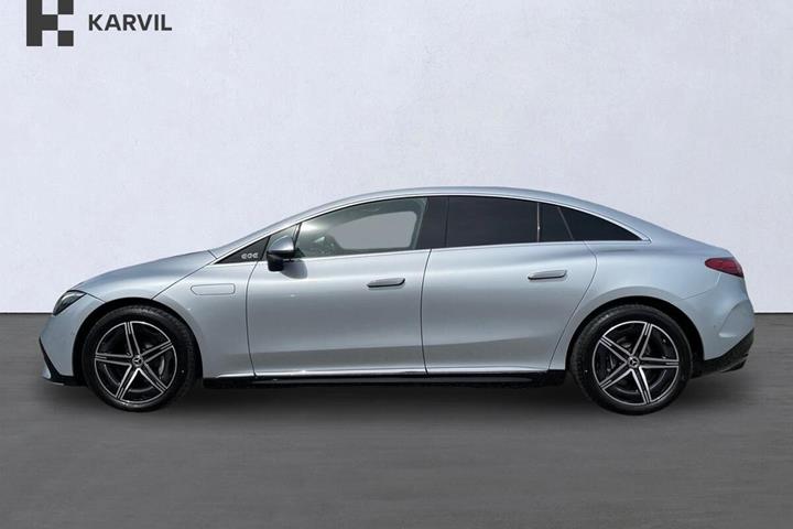 Sølv Mercedes EQE350 fra 2024