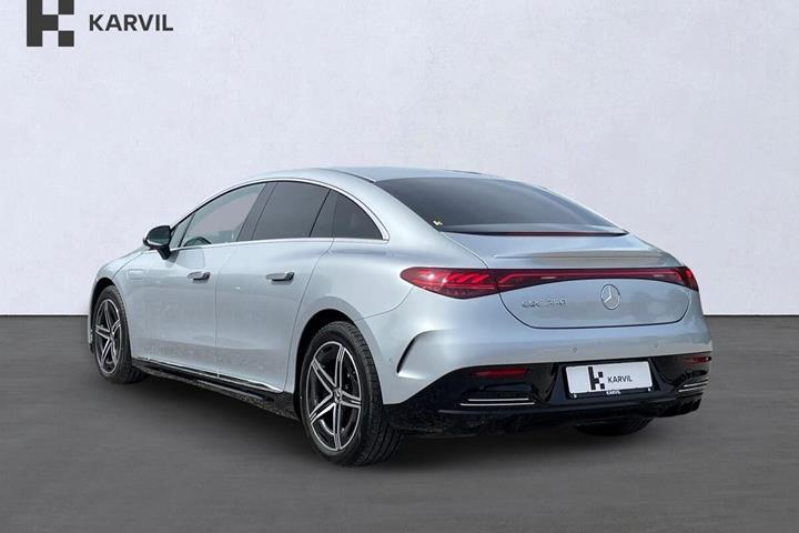 Sølv Mercedes EQE350 fra 2024