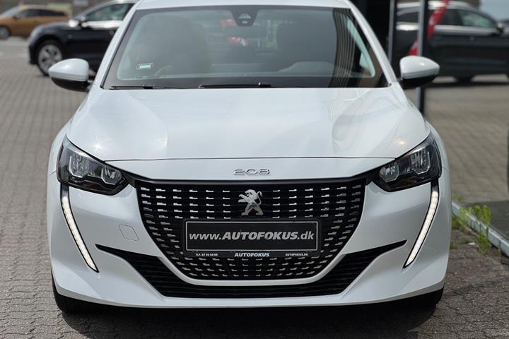 Hvid Peugeot 208 fra 2020