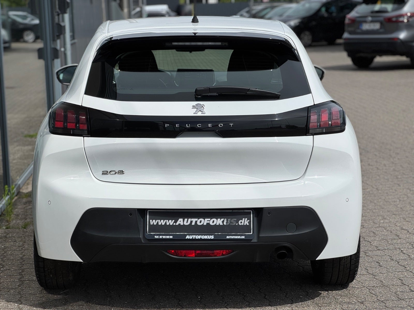 Hvid Peugeot 208 fra 2020