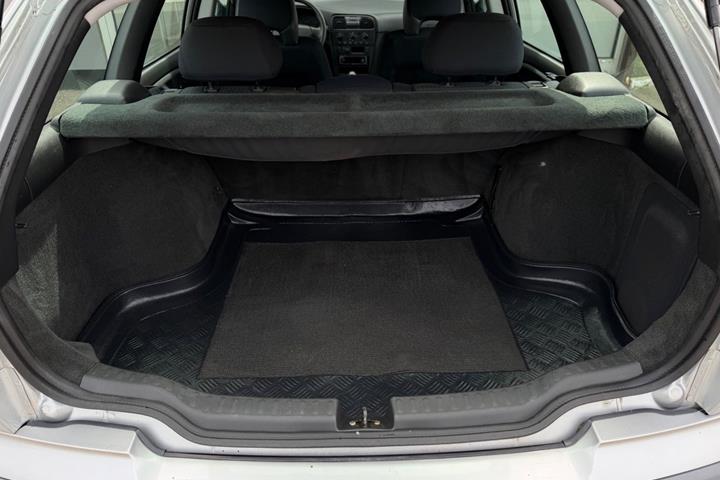 undefined Volvo V40 fra 2002