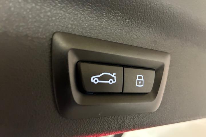 Hvid BMW iX1 fra 2024
