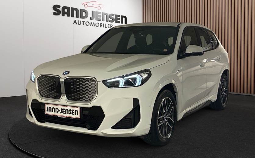 BMW iX1 eDrive20 M-Sport Premium
