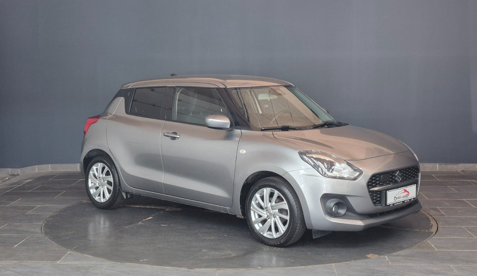 Sølv Suzuki Swift fra 2021
