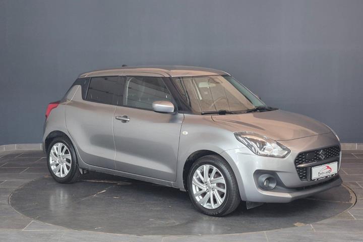 Sølv Suzuki Swift fra 2021