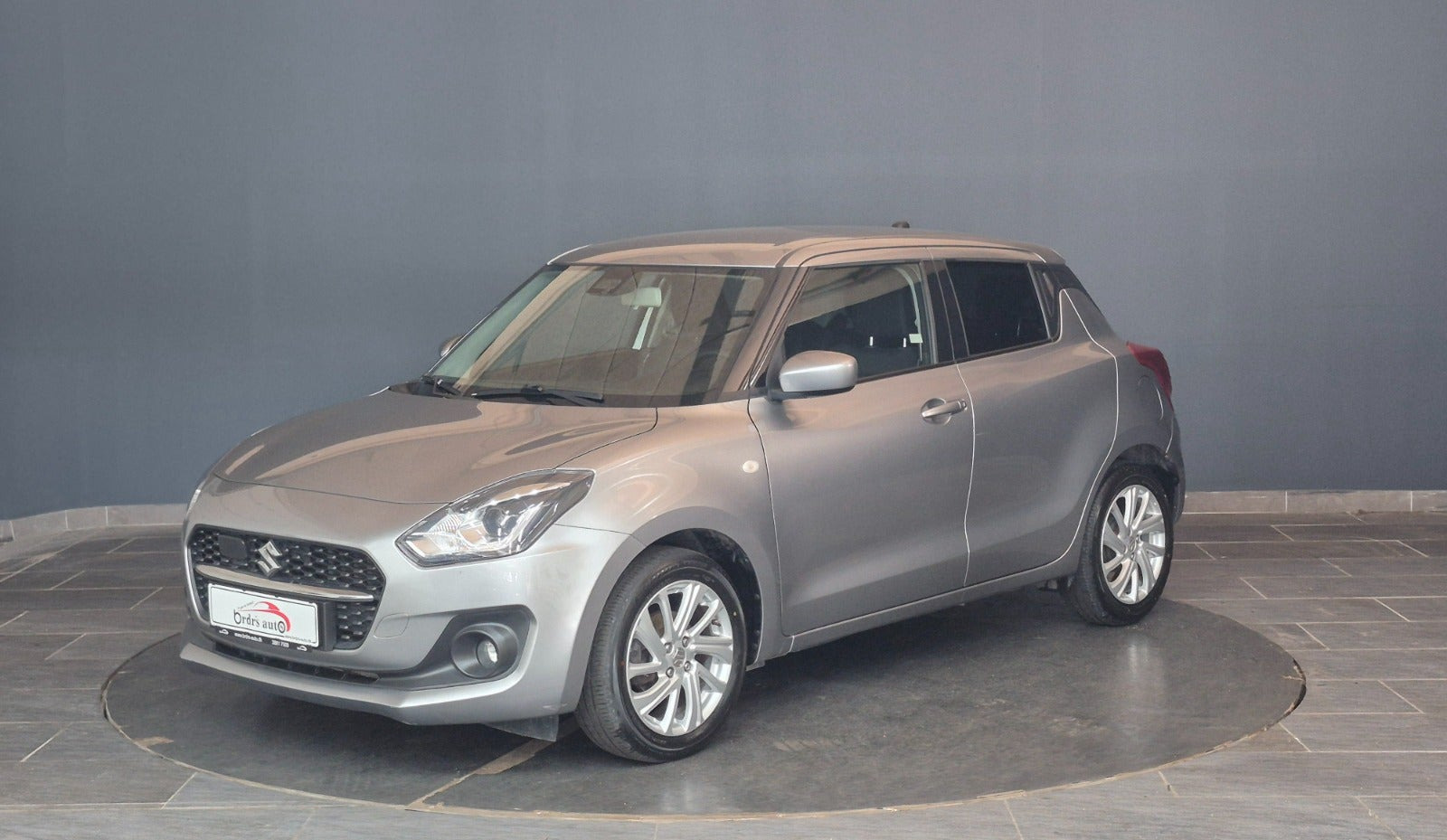 Sølv Suzuki Swift fra 2021