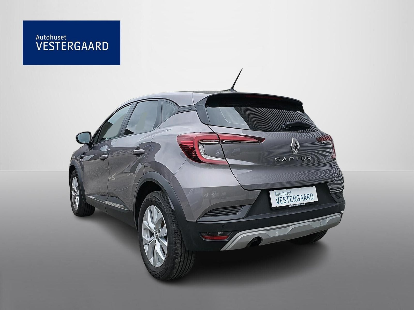 Grå Renault Captur fra 2020