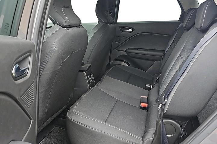 Grå Renault Captur fra 2020
