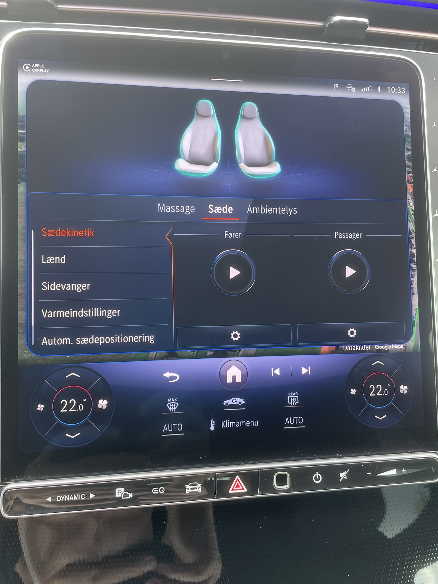 Blå Mercedes EQE 350 fra 2024