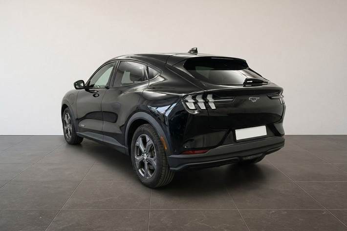 Sort Ford Mustang Mach-E fra 2022