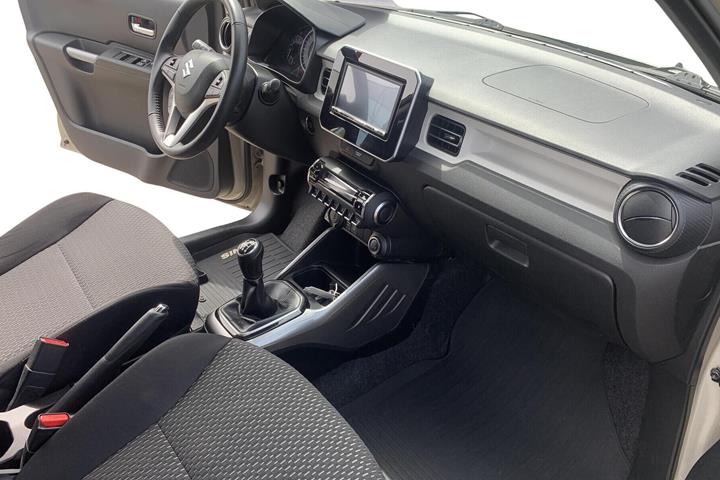 Beige Suzuki Ignis fra 2022
