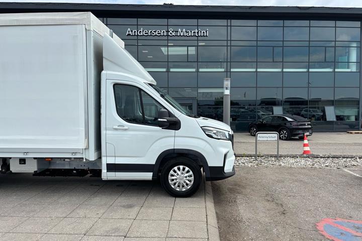 Hvid Maxus e-Deliver 9 fra 2024