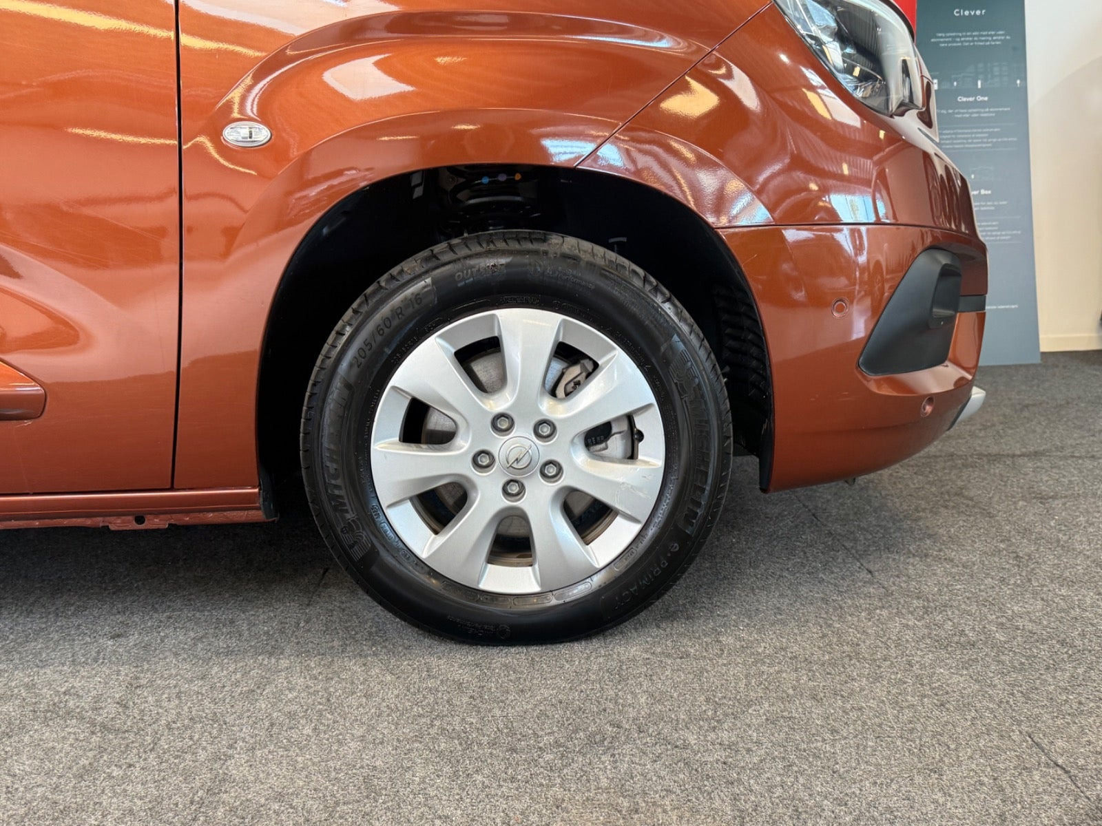 Bronze Opel Combo-e Life fra 2022