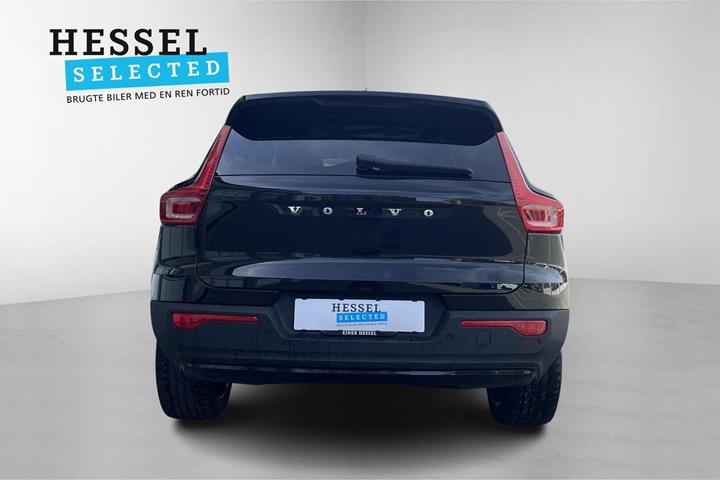Sort Volvo XC40 fra 2021