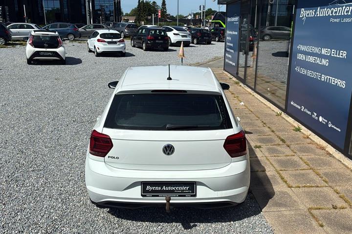 Hvid VW Polo fra 2018