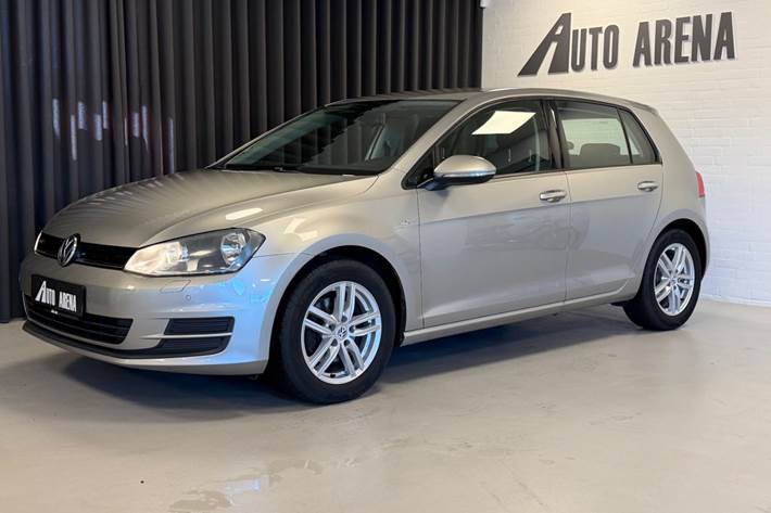 Sølv VW Golf VII fra 2015