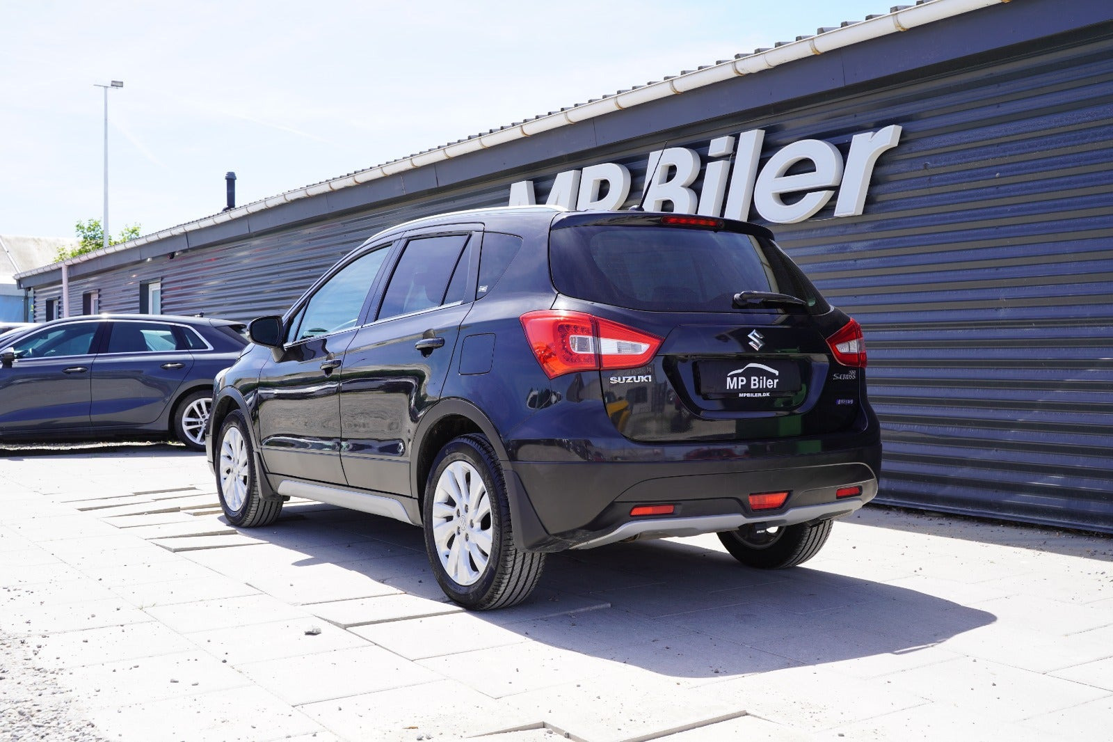Sort Suzuki S-Cross fra 2021