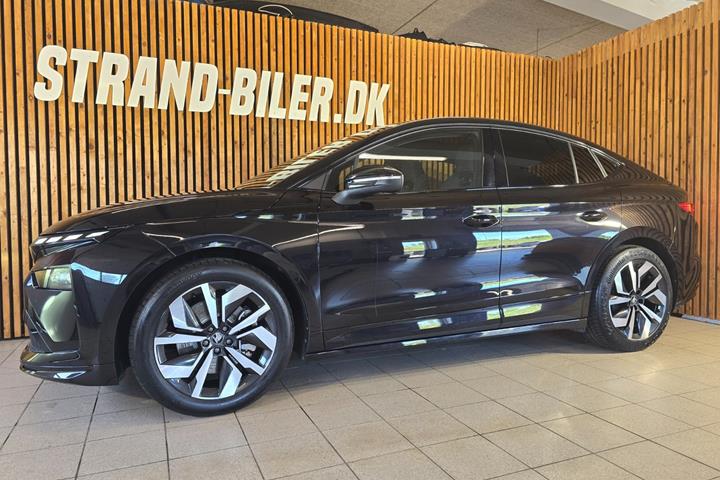 Sort Skoda Enyaq fra 2025