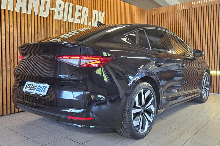 Sort Skoda Enyaq fra 2025