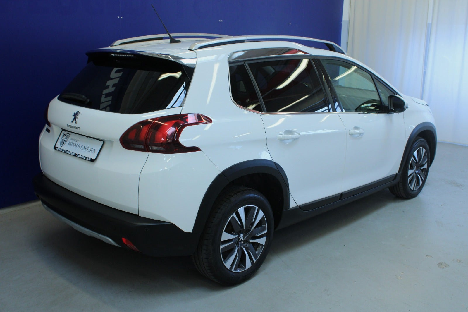 Hvid Peugeot 2008 fra 2019