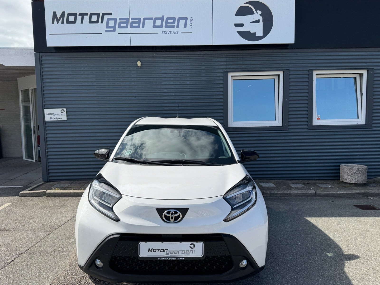 Hvid Toyota Aygo X fra 2024