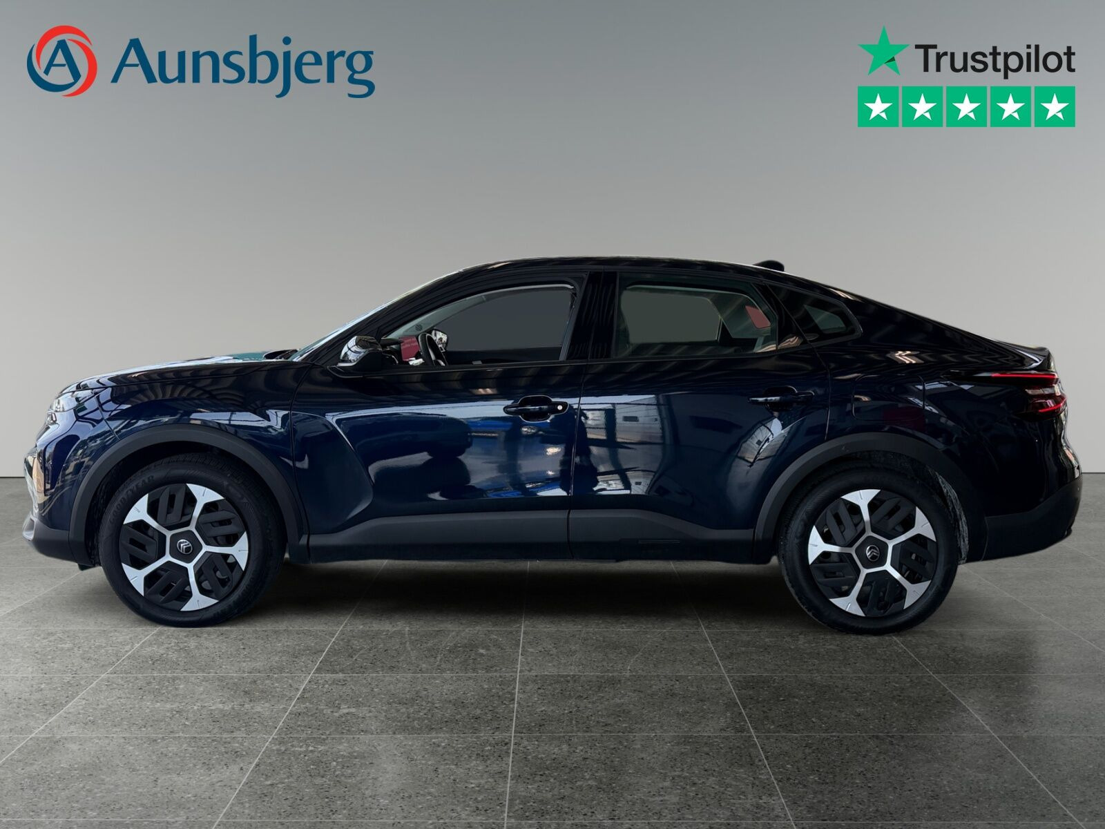 Blå Citroën ë-C4 fra 2024
