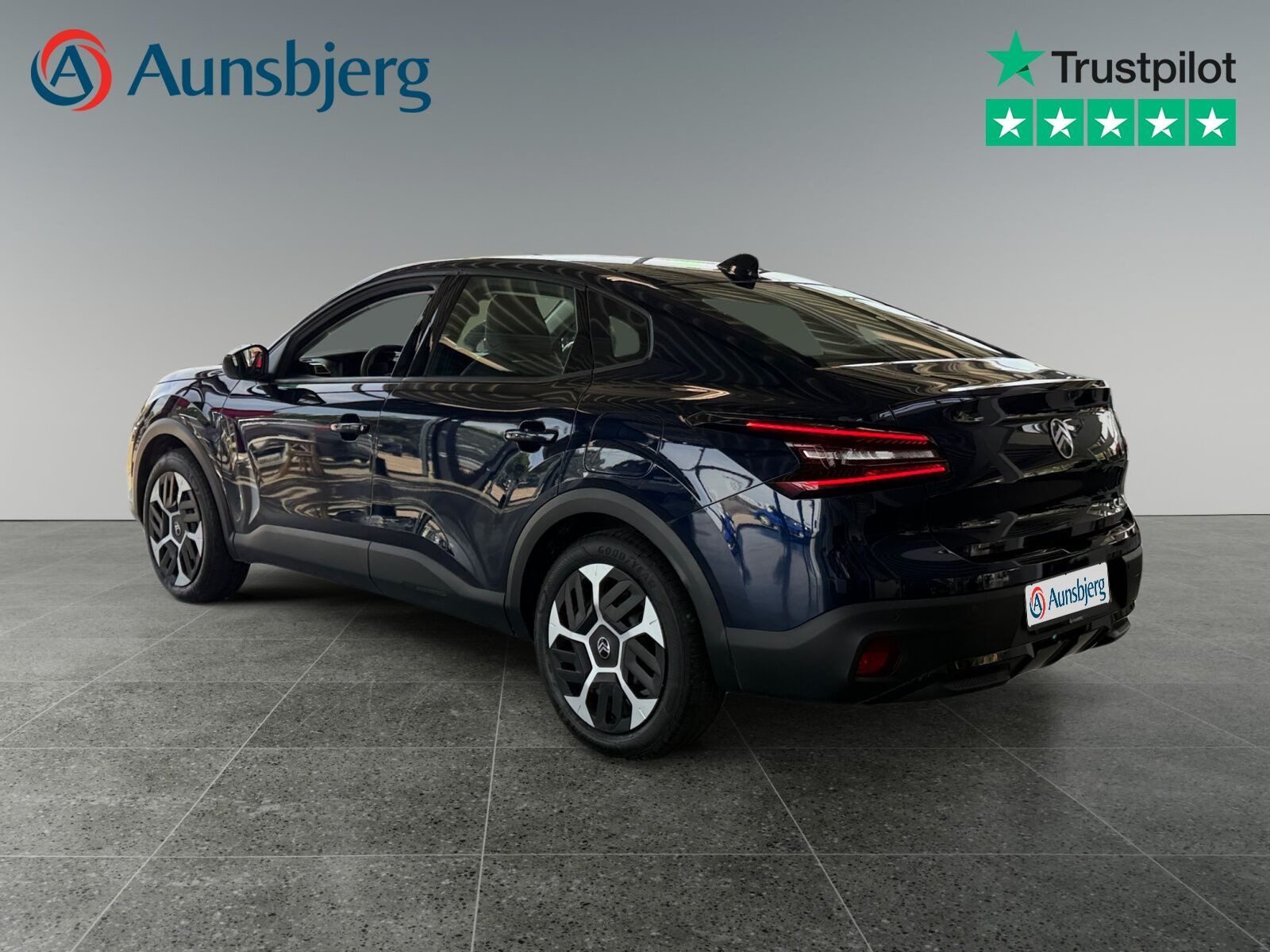 Blå Citroën ë-C4 fra 2024